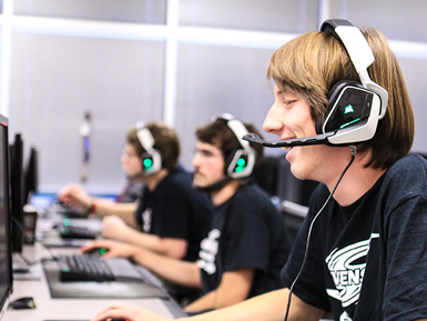 Students playing e-sports